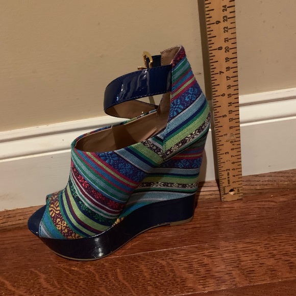Wild Pair Shoes - Never worn Wild Pair striped platform wedge
Size 8